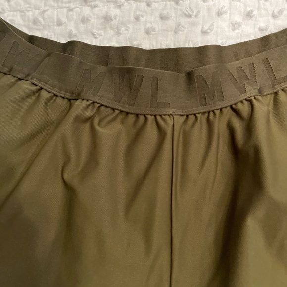 MADEWELL MWL always pull on shorts in green size large - Picture 6 of 6